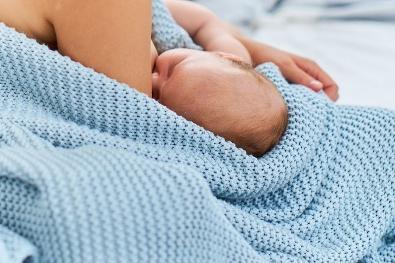 Stillpositionen Und Tipps, Wie Du Dein Baby Entspannter Stillen Kannst