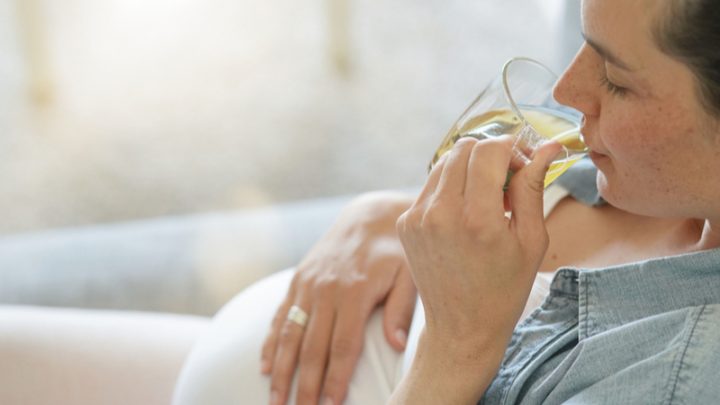 Kamillentee In Der Schwangerschaft – Ist Das Allzweck-Heilkraut Sicher?