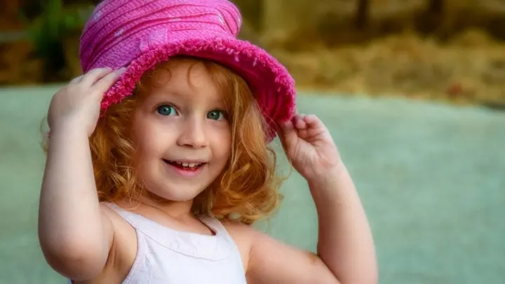 Mädchennamen mit 4 Buchstaben aus verschiedenen Sprachen und Ländern