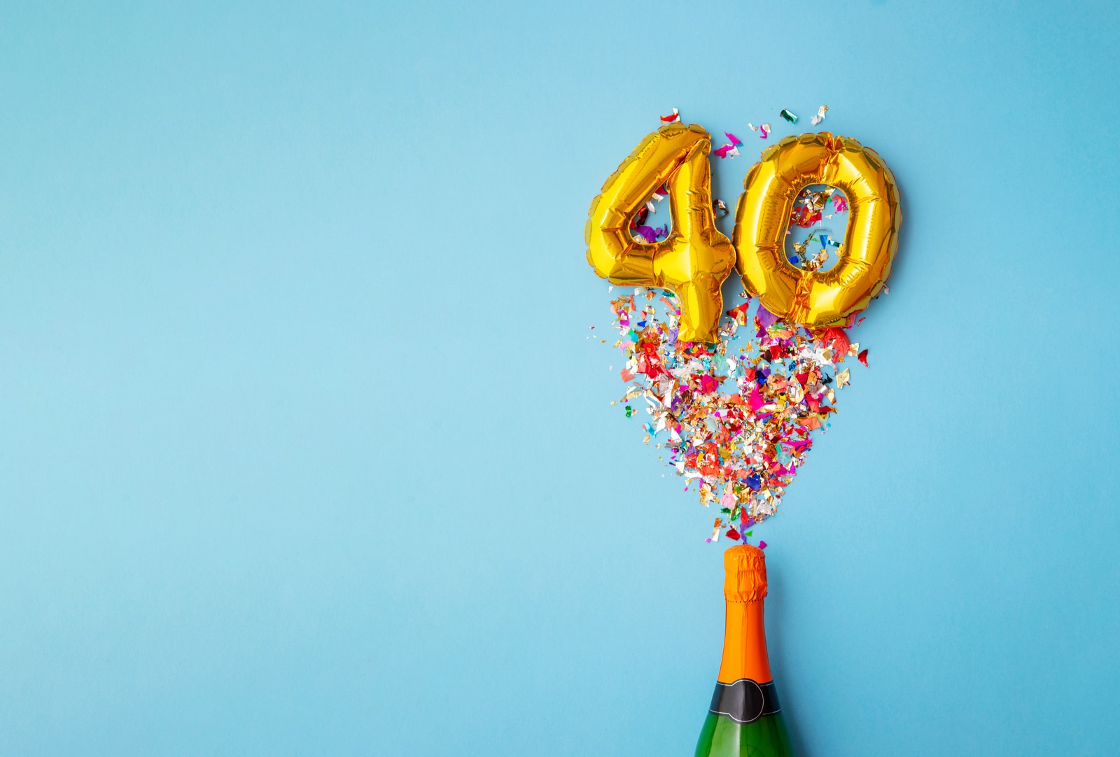 Sekt, Konfetti und Ballons zum 40. Geburtstag