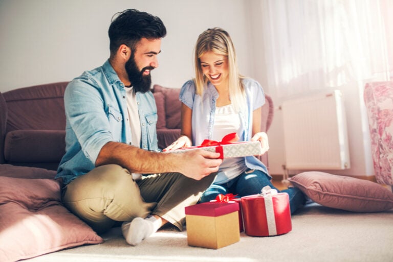 Austausch von Valentinstagsgeschenken