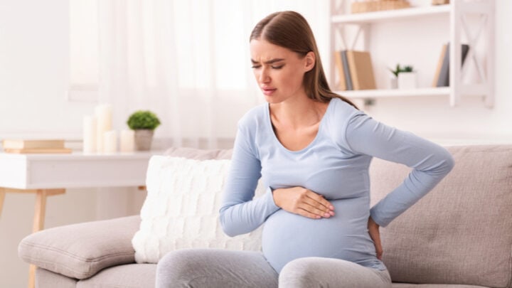 Mutterbandschmerzen – Wie du sie erkennst und linderst
