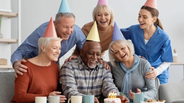 Glückwünsche zum 50. Geburtstag Kollege – Belegschaft feiert rund