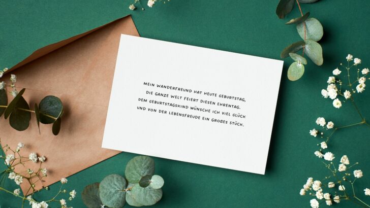 Lebhafte Geburtstagswünsche für Wander-Enthusiasten